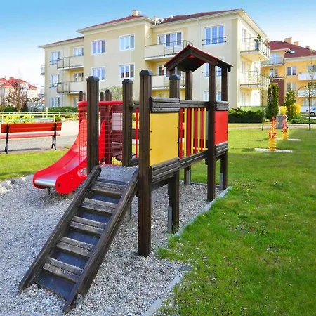 Comfortable Apartment, Ground Floor, Balcony Appartamento *