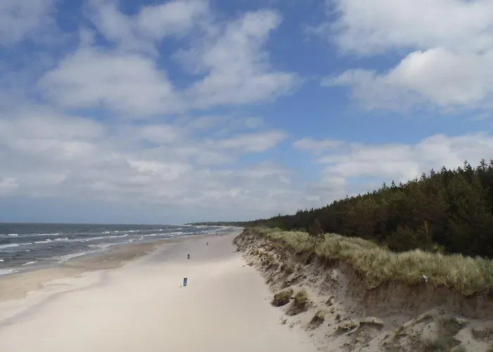 Comfortable Apartment, Ground Floor, Balcony Lägenhet