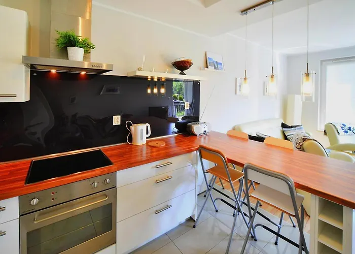 Comfortable Apartment, Ground Floor, Balcony Lägenhet