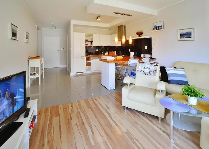 Comfortable Apartment, Ground Floor, Balcony Lägenhet