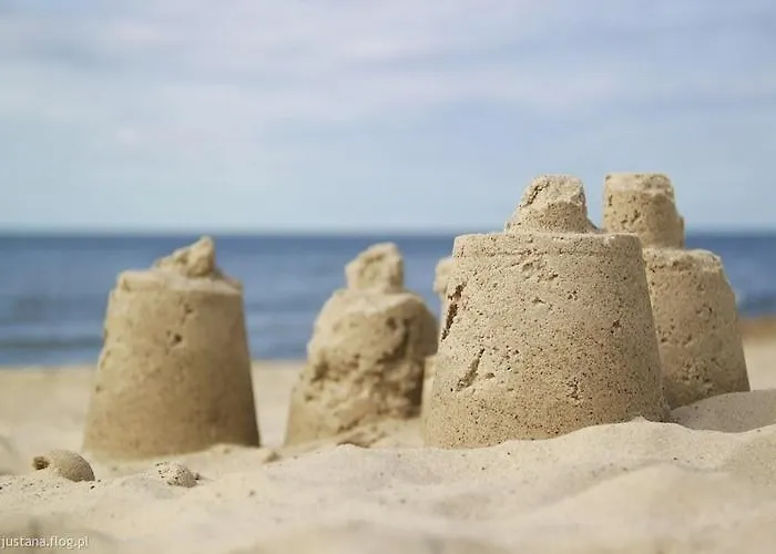 Lägenhet Comfortable Apartment, Ground Floor, Balcony *